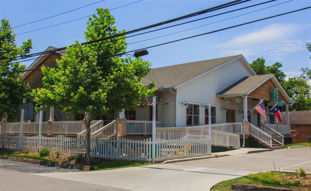 4329 Arlington Street Houston, TX 77022
