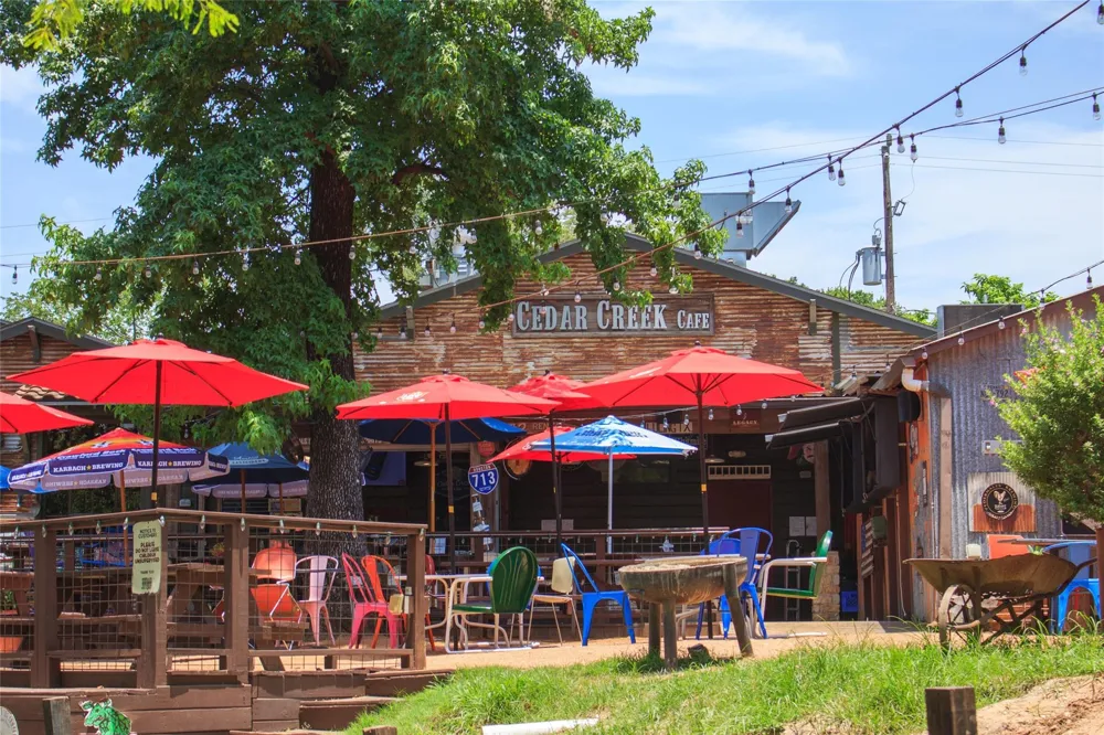 4329 Arlington Street Houston, TX 77022