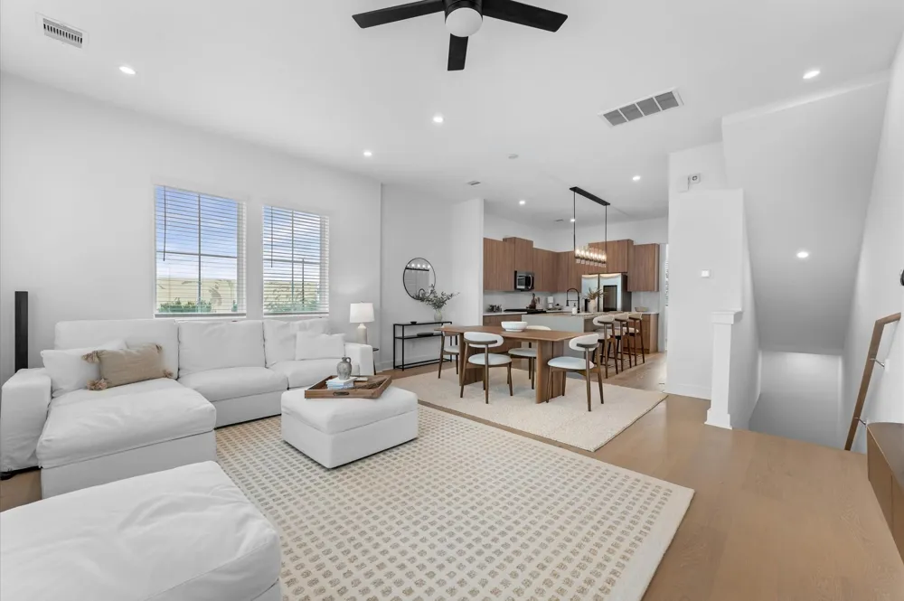 4329 Arlington Street Houston, TX 77022