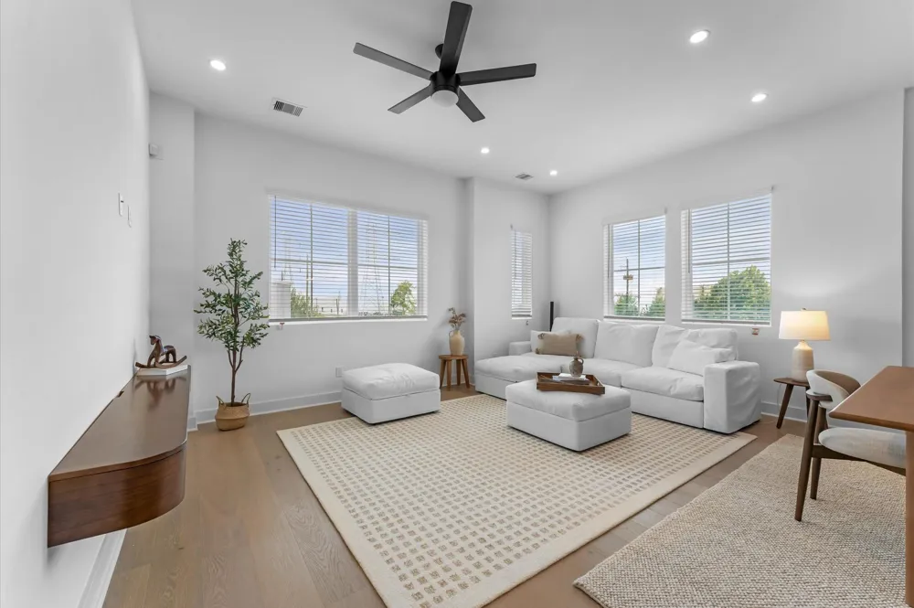 4329 Arlington Street Houston, TX 77022