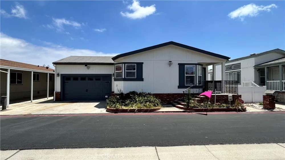 9850 Garfield Avenue #95 Huntington Beach, CA 92646