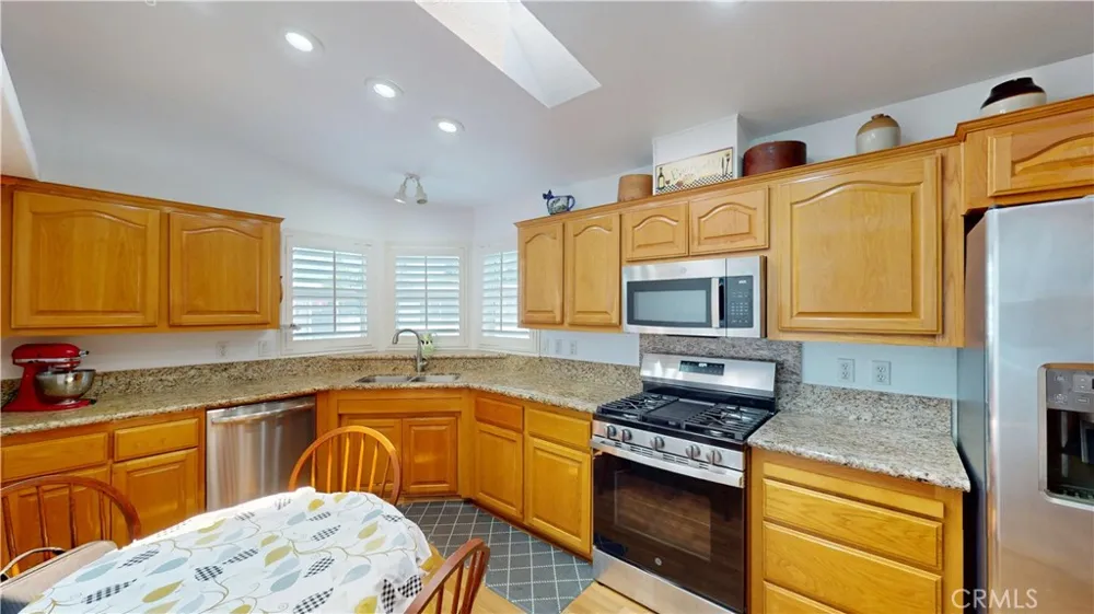 9850 Garfield Avenue #95 Huntington Beach, CA 92646