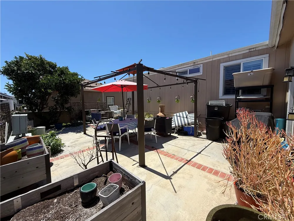 9850 Garfield Avenue #95 Huntington Beach, CA 92646