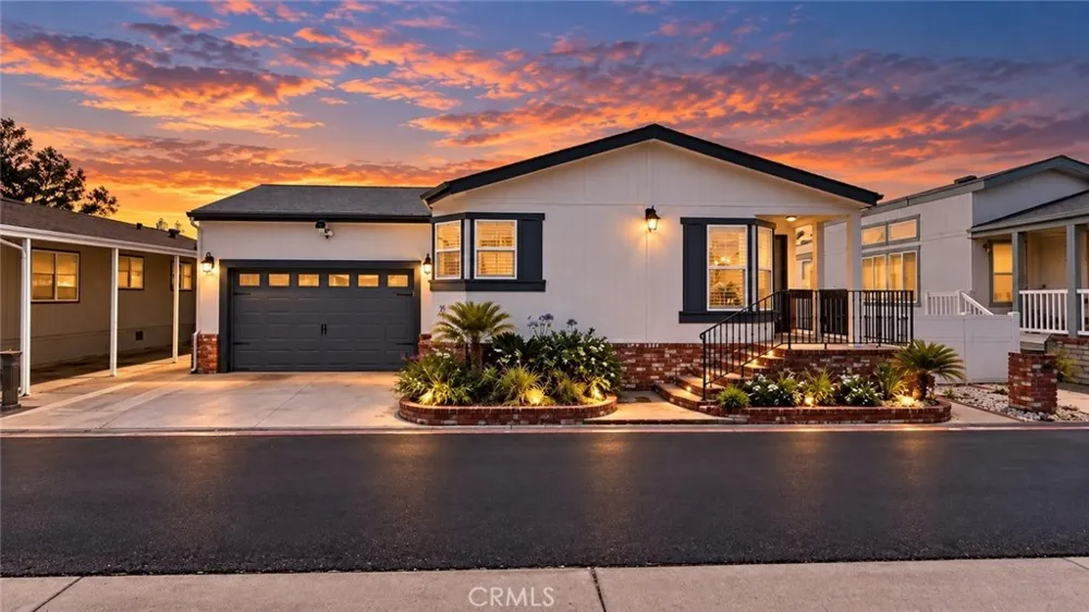 9850 Garfield Avenue #95 Huntington Beach, CA 92646