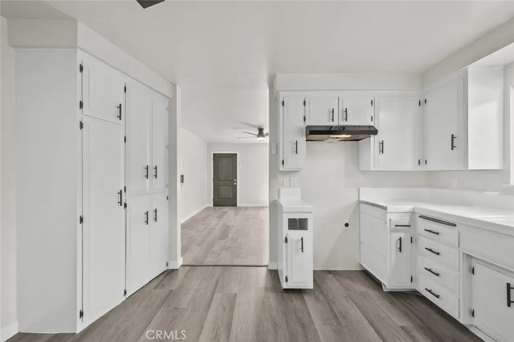 1925 Royalty Drive Pomona, CA 91767