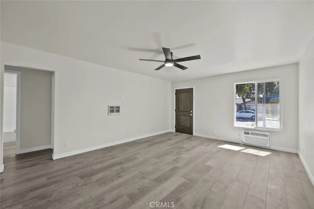 1925 Royalty Drive Pomona, CA 91767