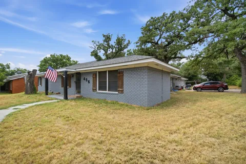 456 Alexander Road