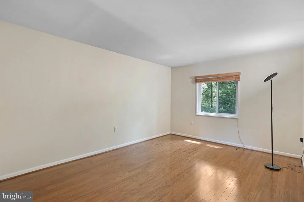 1423 NORTHGATE SQUARE #23/21C Reston, VA 20190