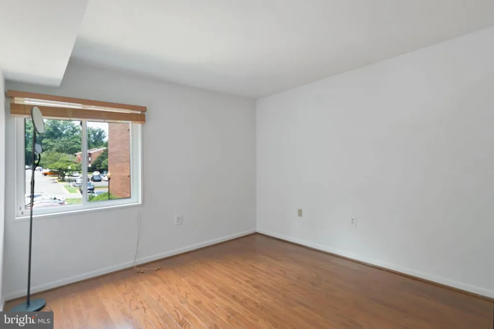 1423 NORTHGATE SQUARE #23/21C Reston, VA 20190
