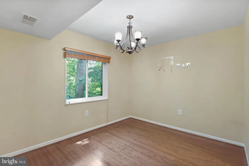 1423 NORTHGATE SQUARE #23/21C Reston, VA 20190