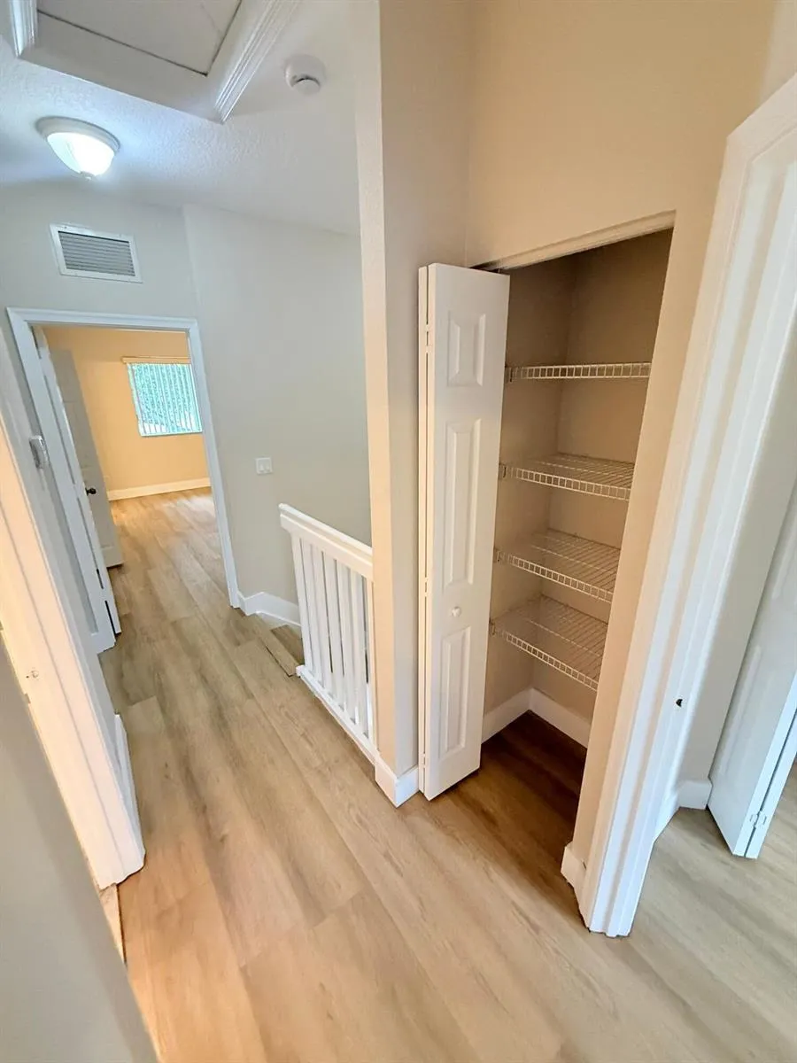 905 SANTA CATALINA CIRCLE #905 North Lauderdale, FL 33068
