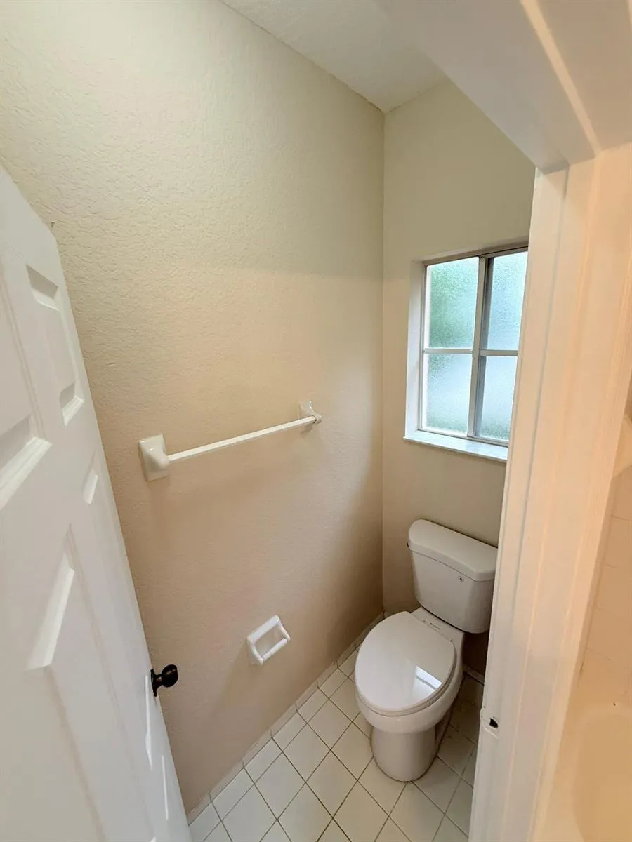 905 SANTA CATALINA CIRCLE #905 North Lauderdale, FL 33068