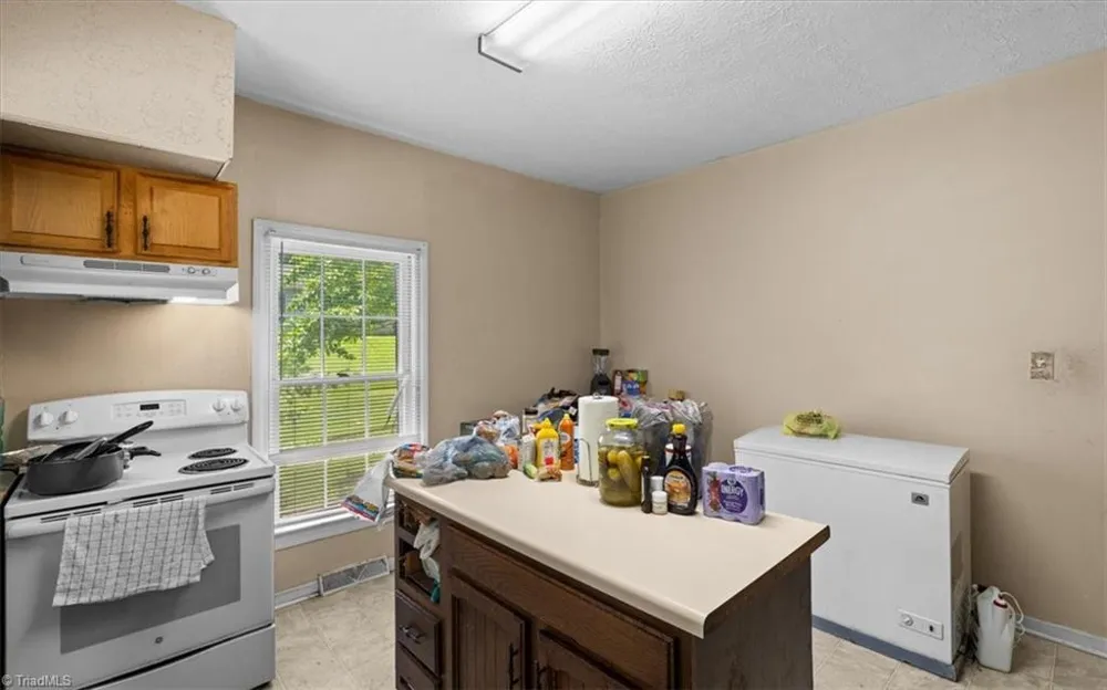 506 Moir Street Eden, NC 27288