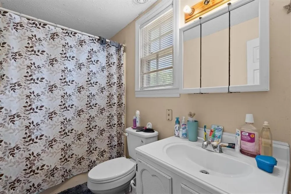 506 Moir Street Eden, NC 27288