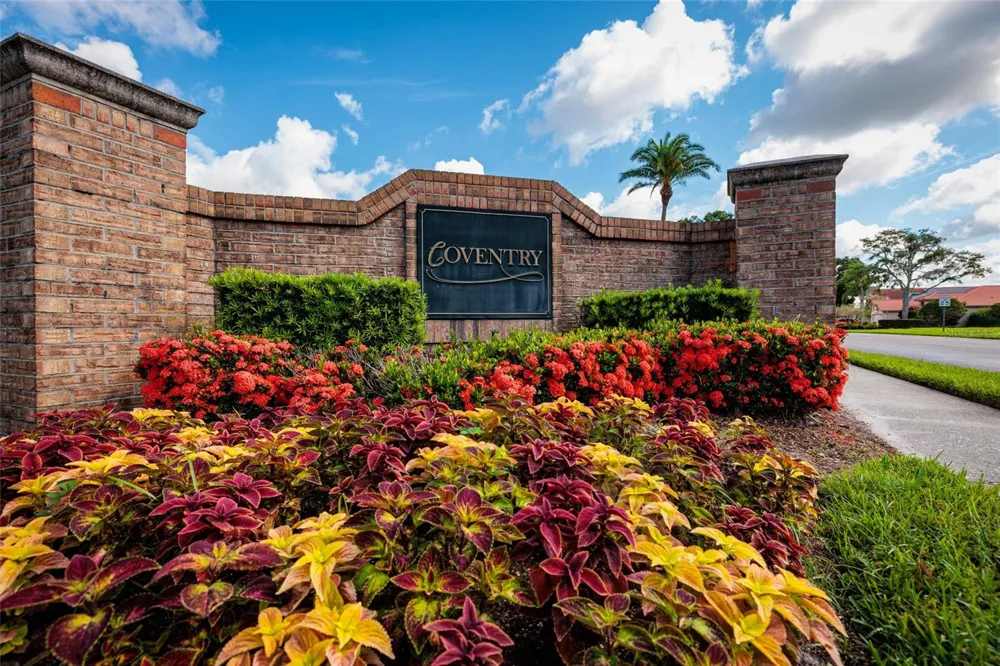 1338 DARTFORD DRIVE Tarpon Springs, FL 34688