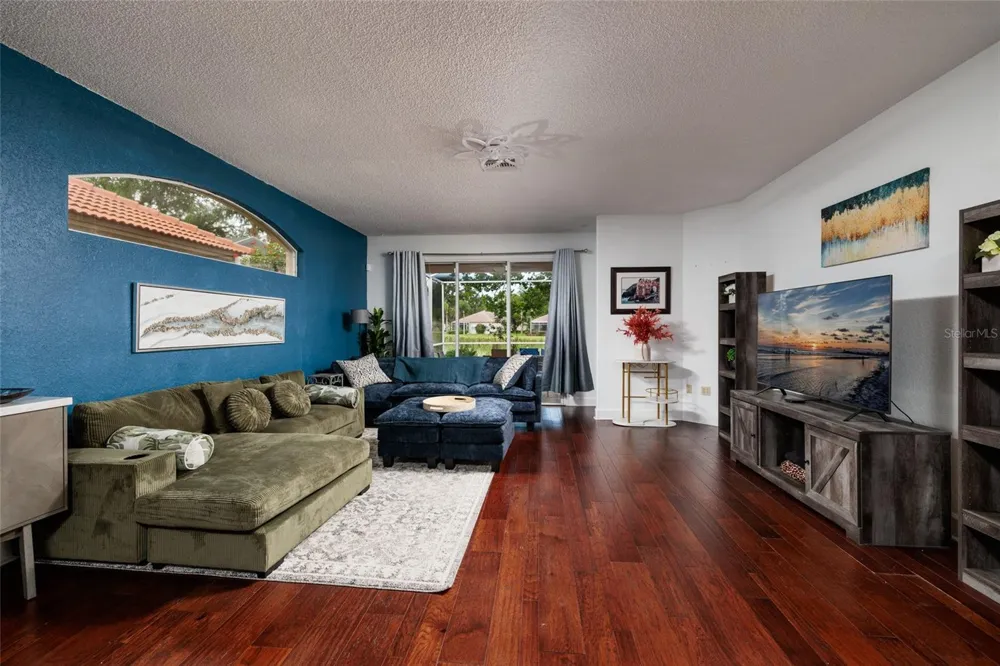 1338 DARTFORD DRIVE Tarpon Springs, FL 34688