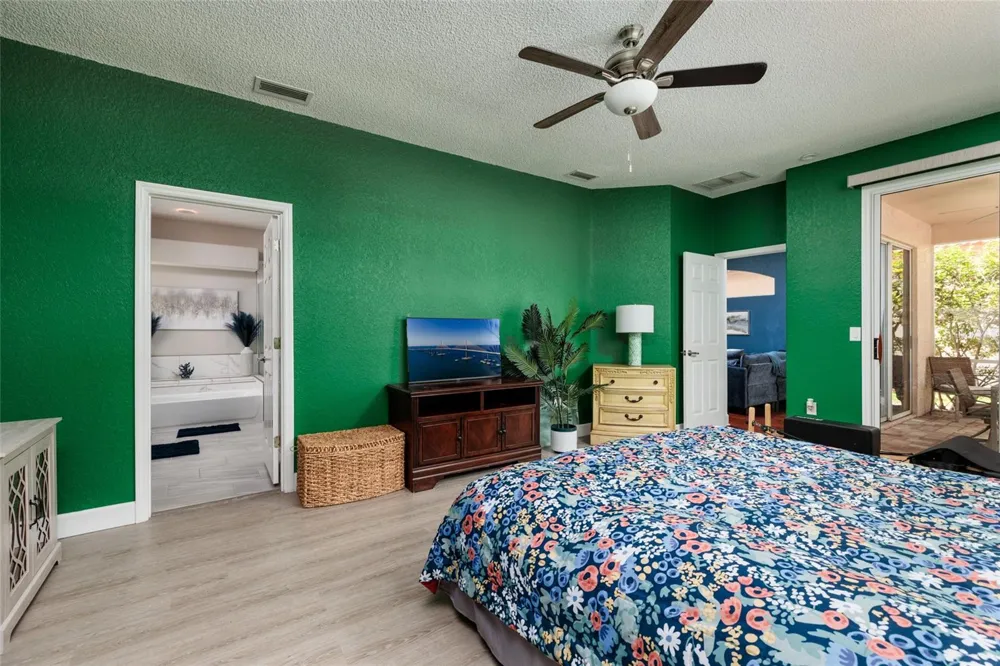 1338 DARTFORD DRIVE Tarpon Springs, FL 34688