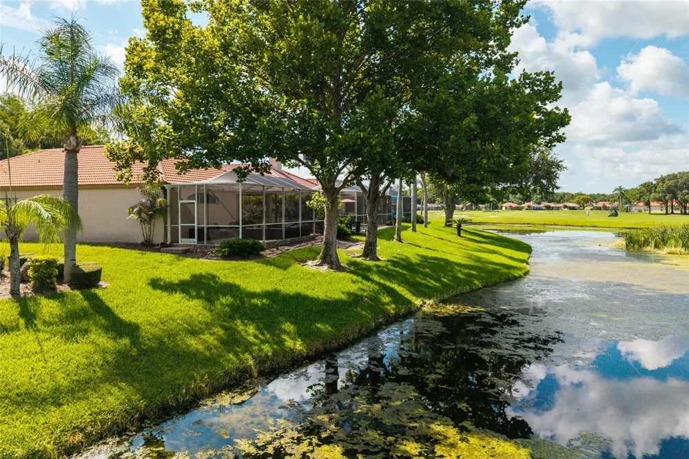 1338 DARTFORD DRIVE Tarpon Springs, FL 34688
