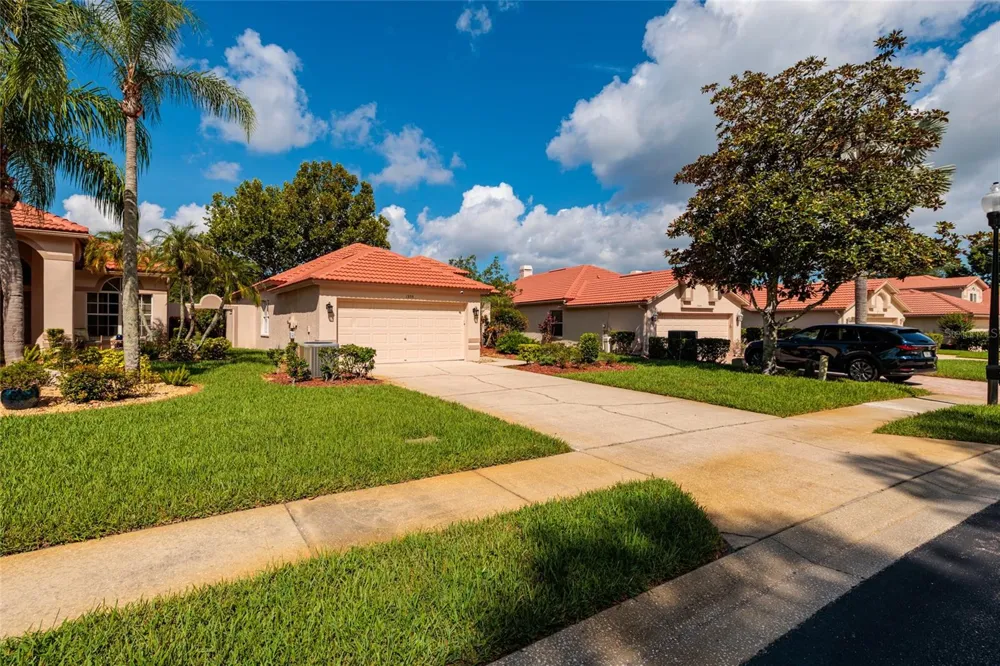 1338 DARTFORD DRIVE Tarpon Springs, FL 34688