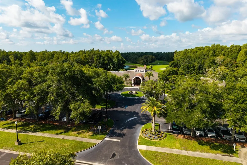 1338 DARTFORD DRIVE Tarpon Springs, FL 34688