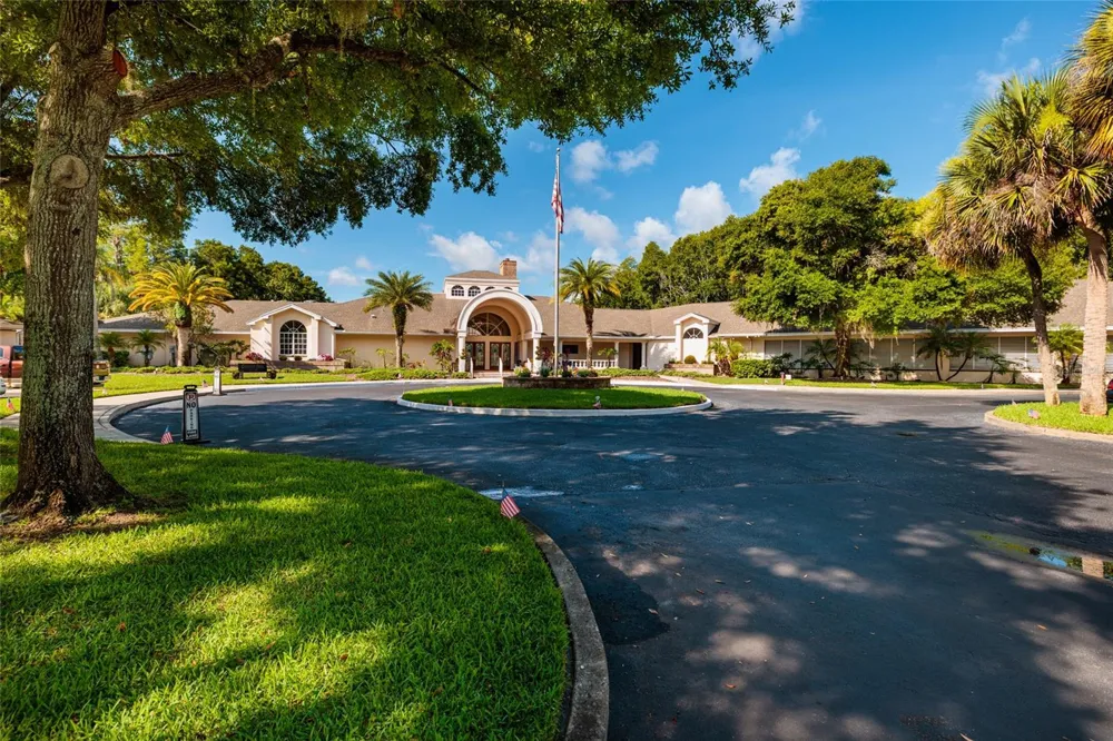 1338 DARTFORD DRIVE Tarpon Springs, FL 34688