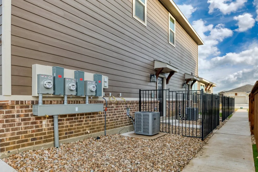 743 Harvest Moon Drive Venus, TX 76084