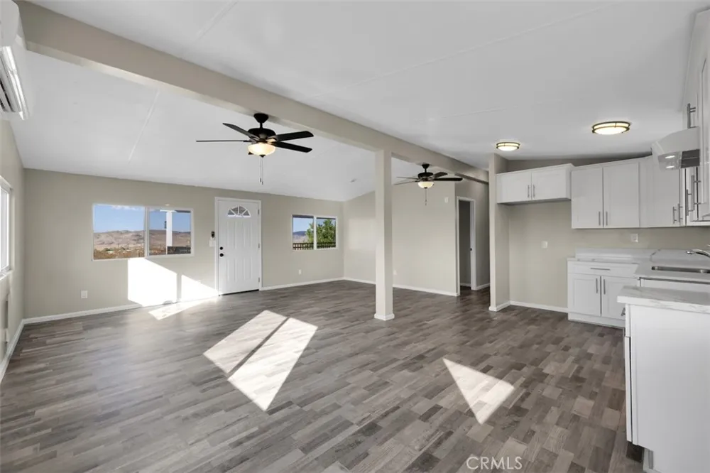55757 Linn Landers, CA 92285