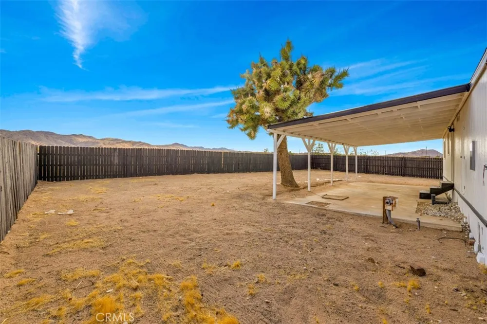 55757 Linn Landers, CA 92285