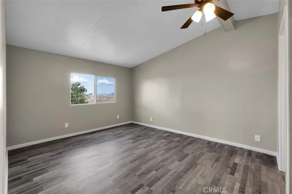 55757 Linn Landers, CA 92285