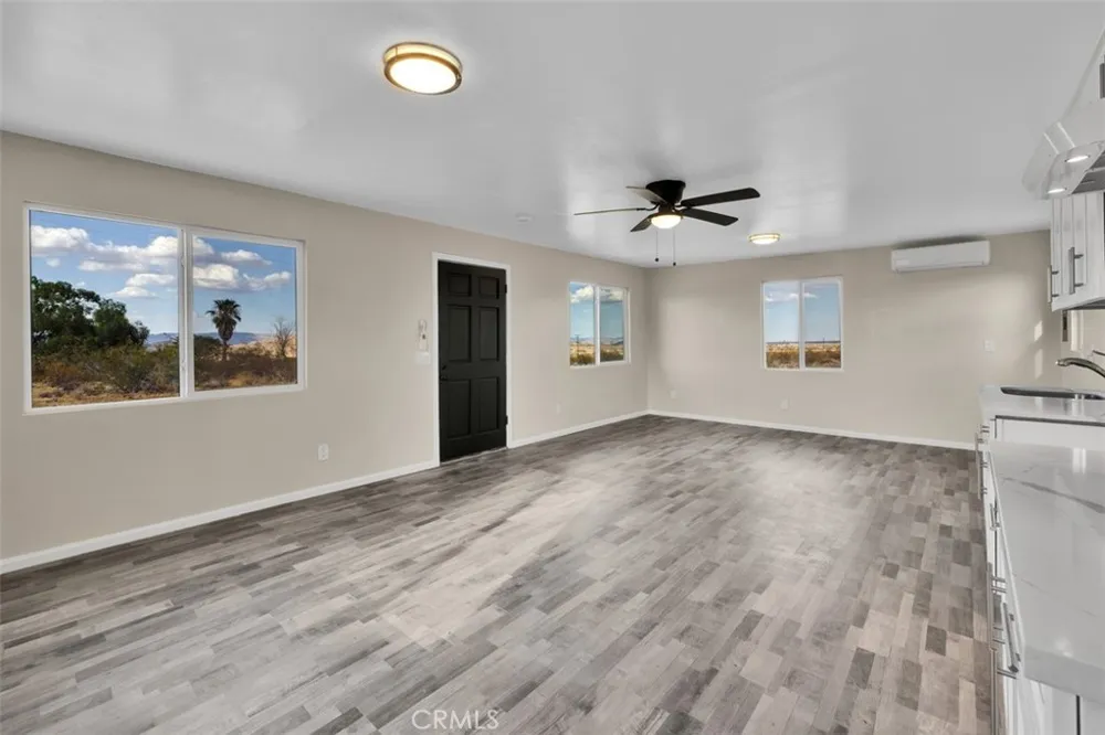 55757 Linn Landers, CA 92285