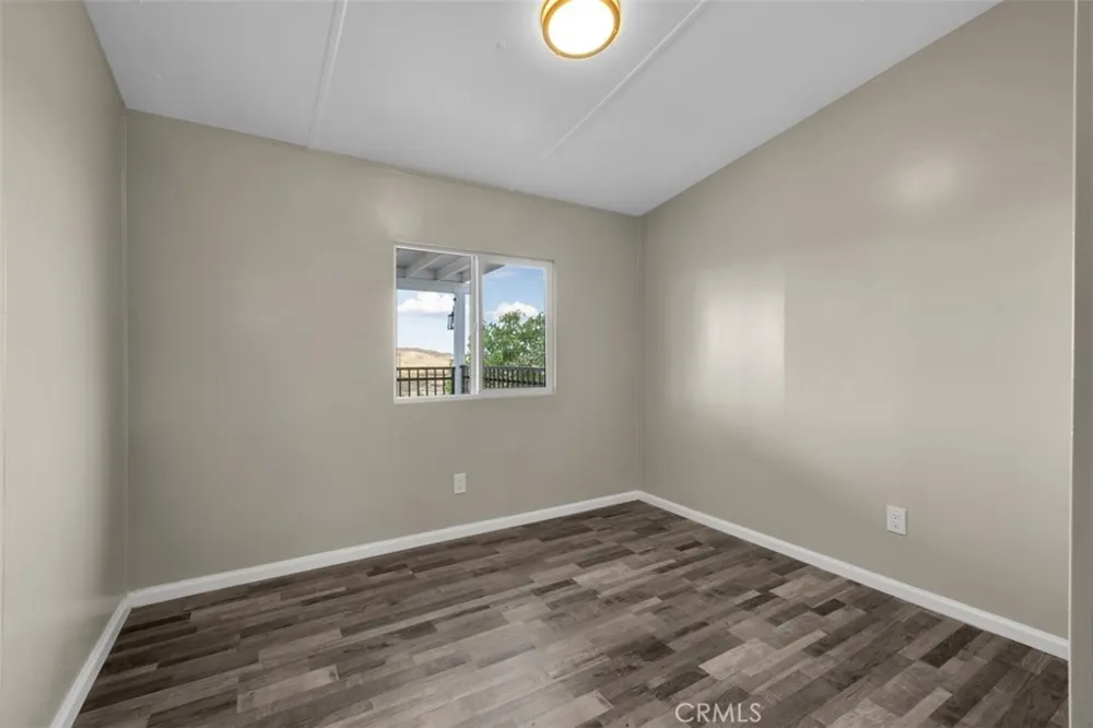 55757 Linn Landers, CA 92285