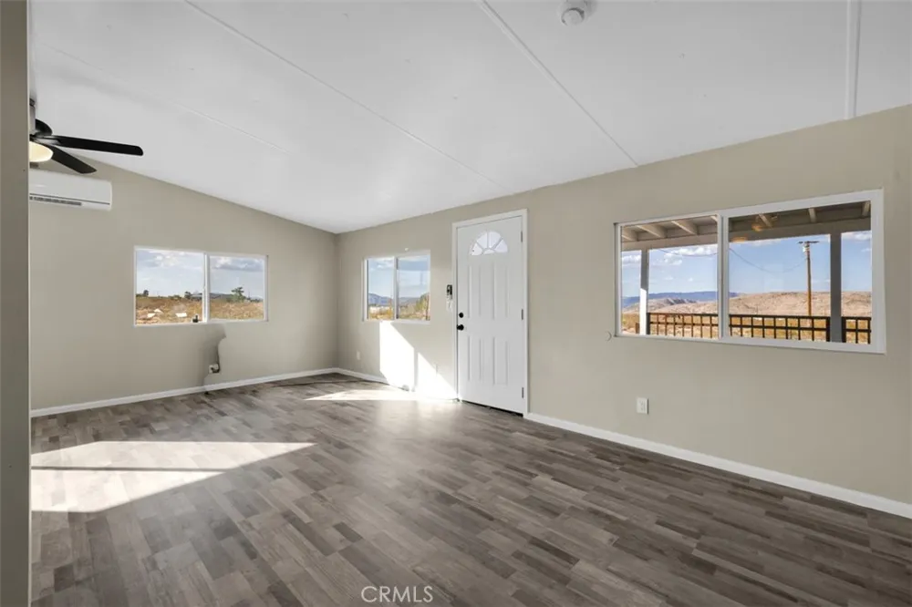 55757 Linn Landers, CA 92285