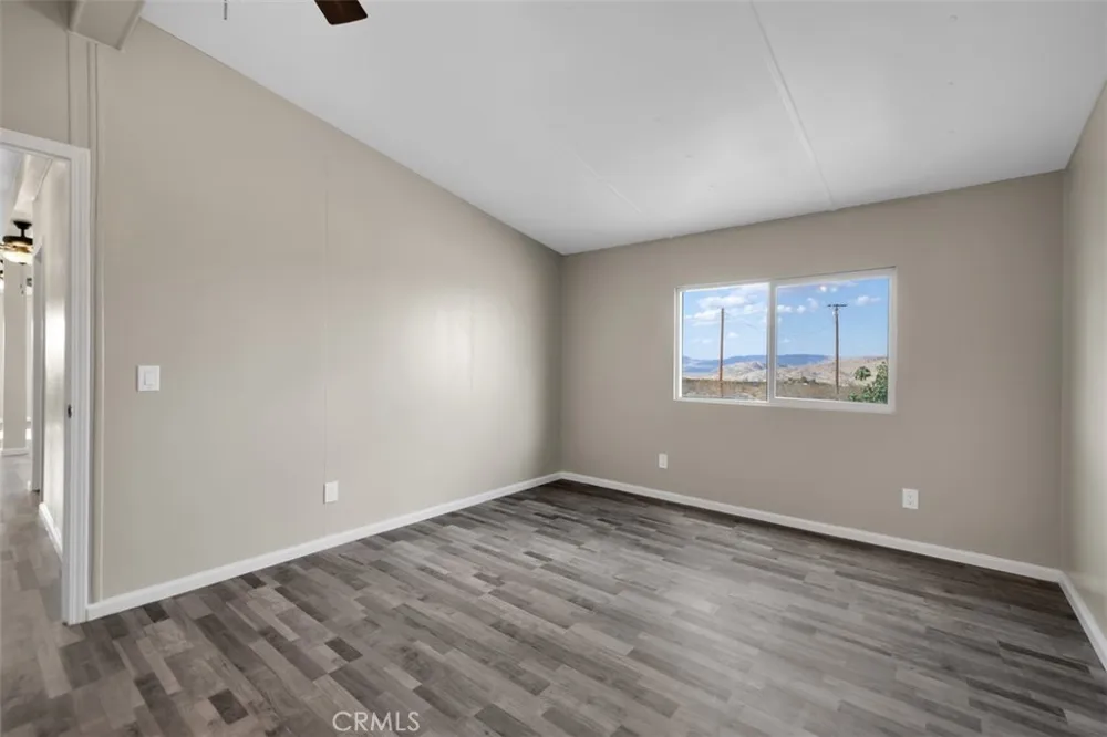 55757 Linn Landers, CA 92285