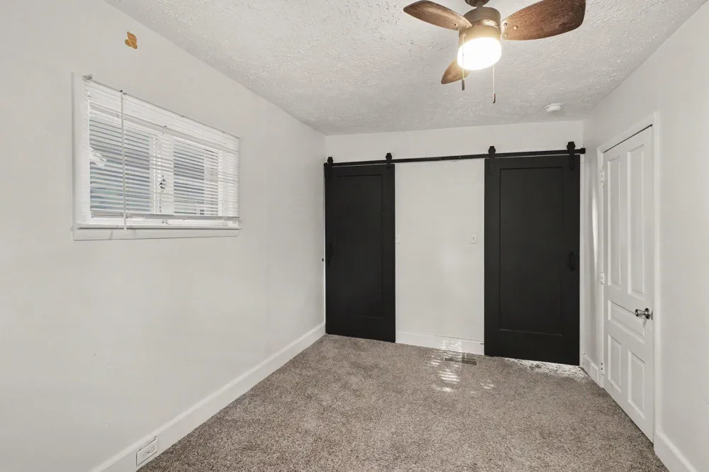570 Valley Avenue NW Grand Rapids, MI 49504