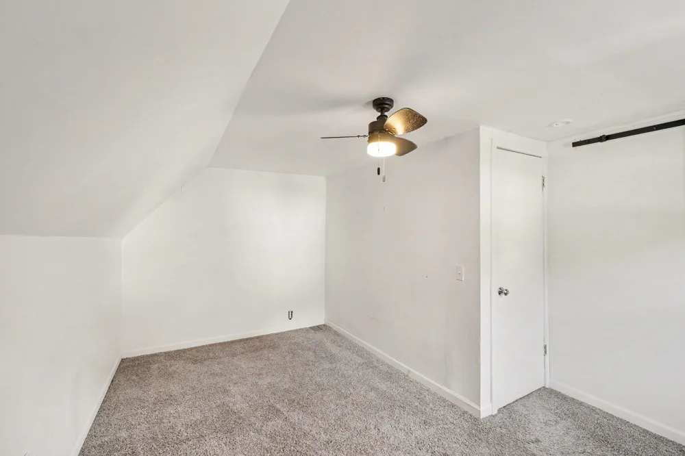 570 Valley Avenue NW Grand Rapids, MI 49504