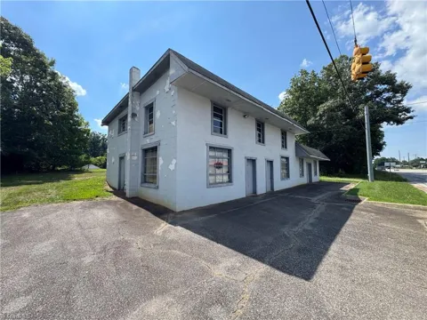 217 Sparta Road #303