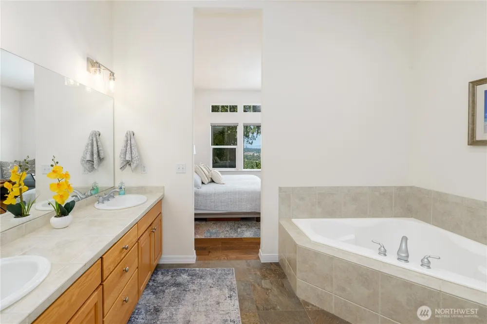 652 Fox Hollow Road Sequim, WA 98382