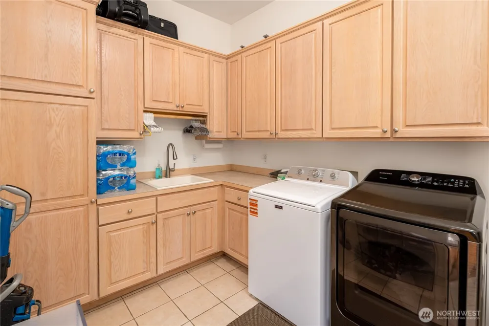 652 Fox Hollow Road Sequim, WA 98382