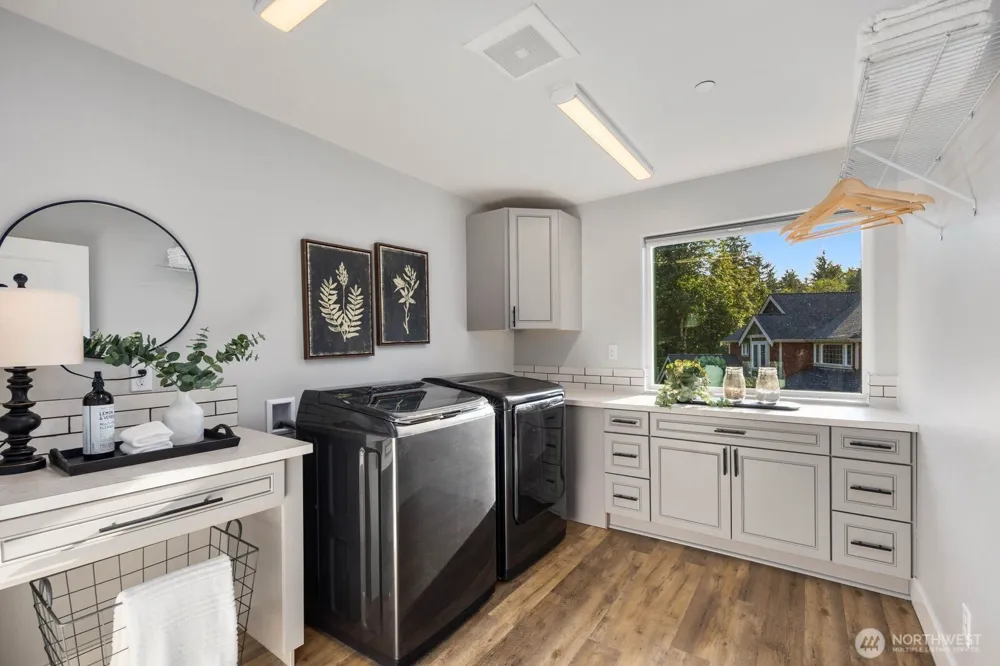 31215 218th Place SE Black Diamond, WA 98010