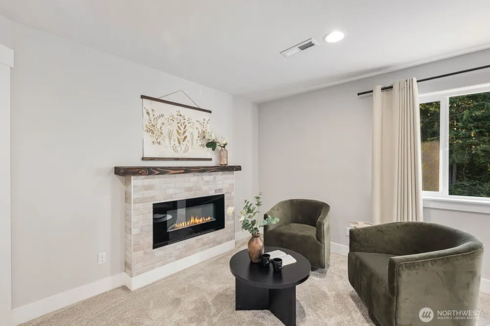 31215 218th Place SE Black Diamond, WA 98010