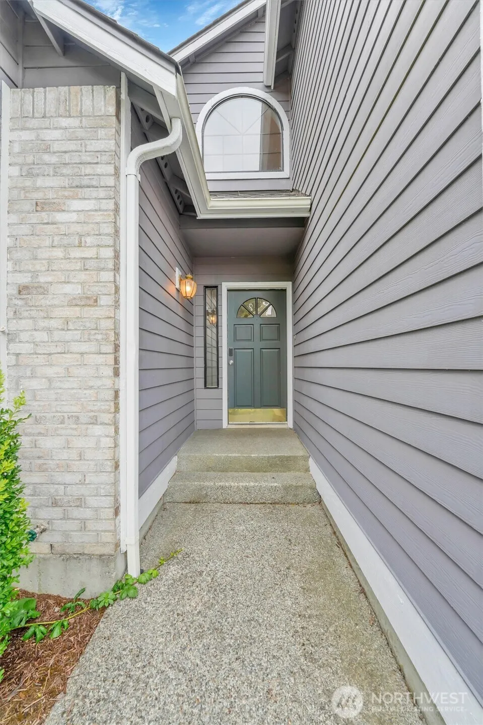 205 Spring Place Enumclaw, WA 98022
