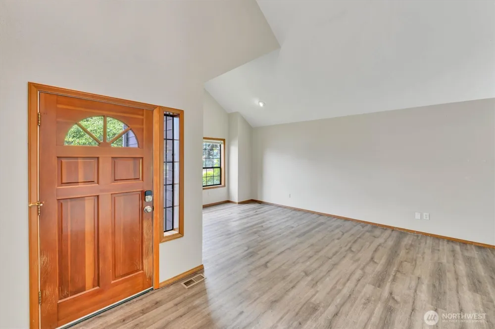 205 Spring Place Enumclaw, WA 98022