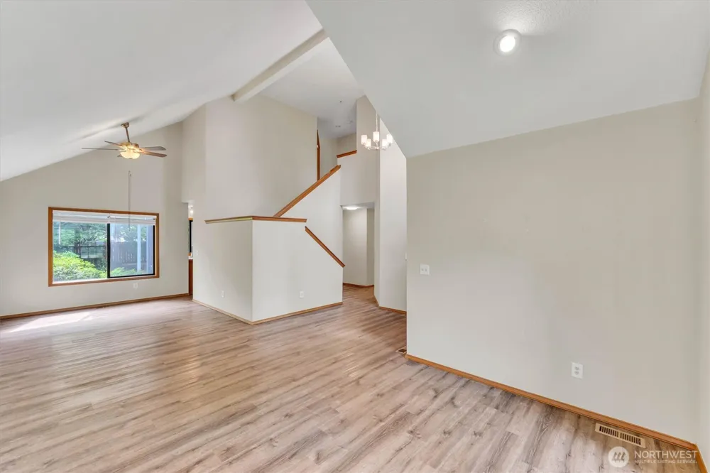 205 Spring Place Enumclaw, WA 98022