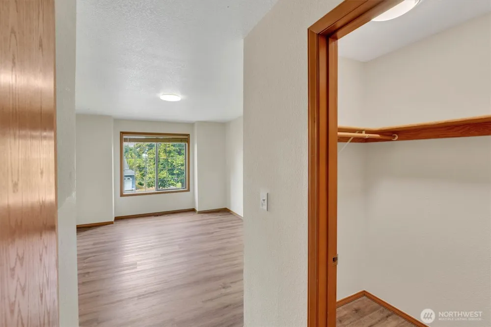 205 Spring Place Enumclaw, WA 98022