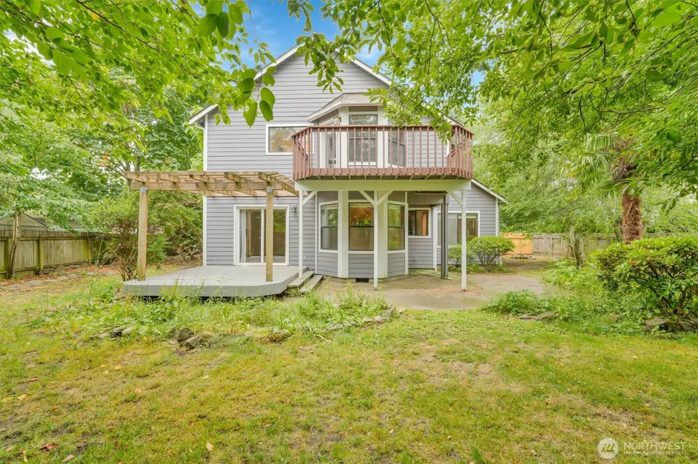 205 Spring Place Enumclaw, WA 98022