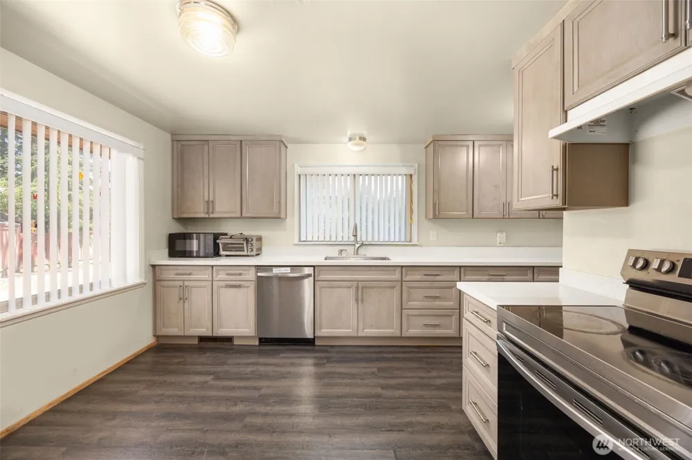 24608 Marine View Drive S Des Moines, WA 98198
