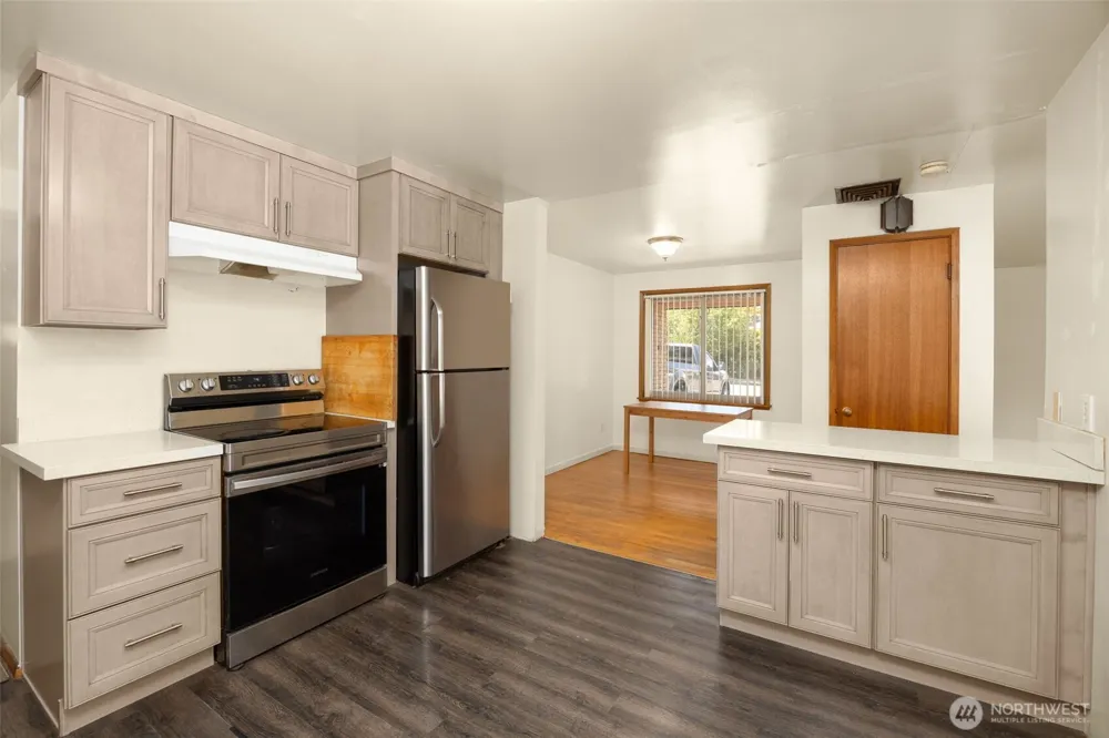 24608 Marine View Drive S Des Moines, WA 98198