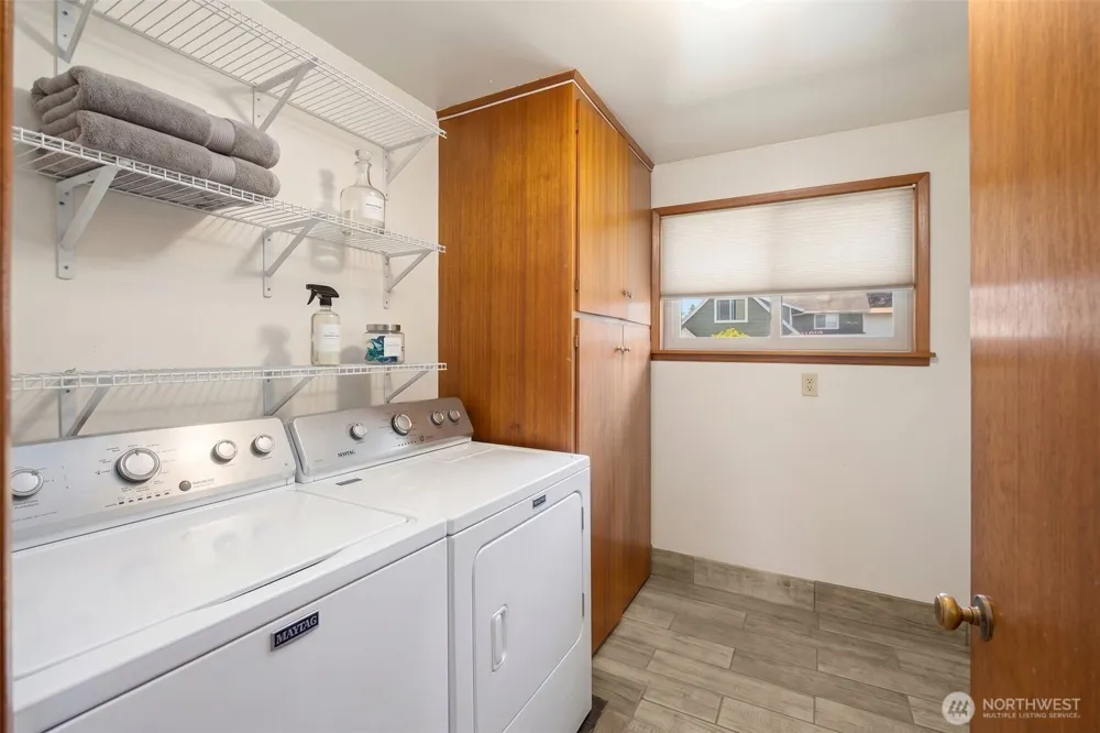 24608 Marine View Drive S Des Moines, WA 98198
