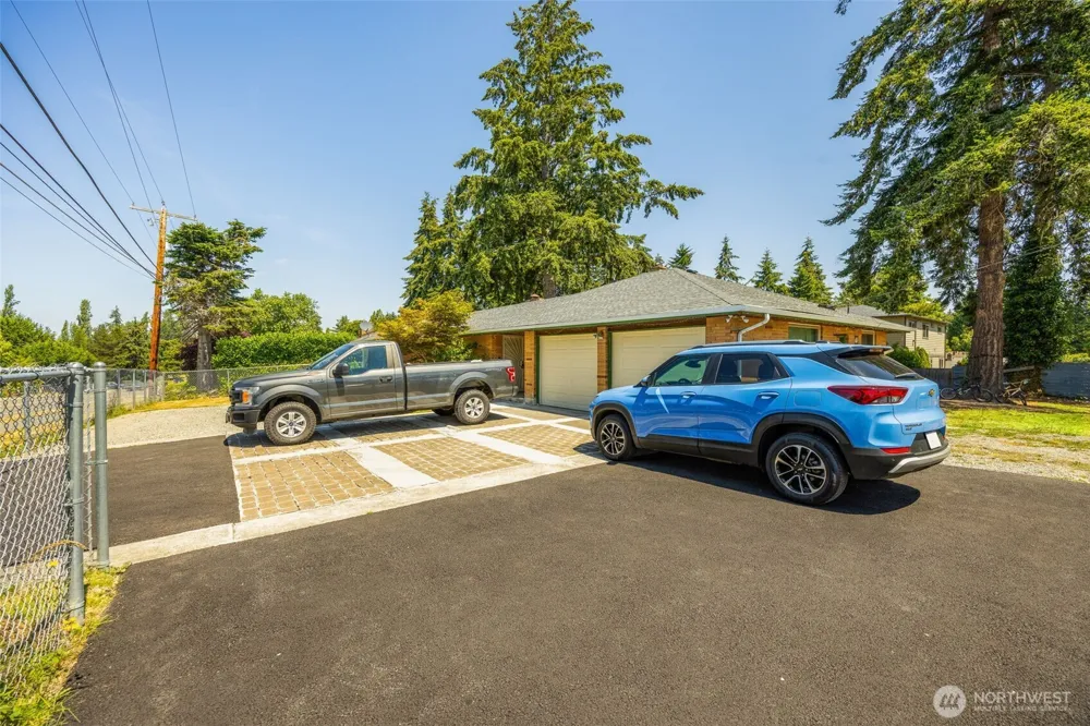 24608 Marine View Drive S Des Moines, WA 98198
