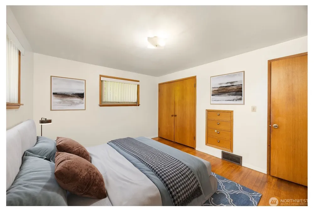 24608 Marine View Drive S Des Moines, WA 98198